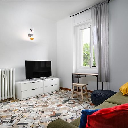Ennio 8 - Bilocale Cool Apartment มิลาน ภายนอก รูปภาพ