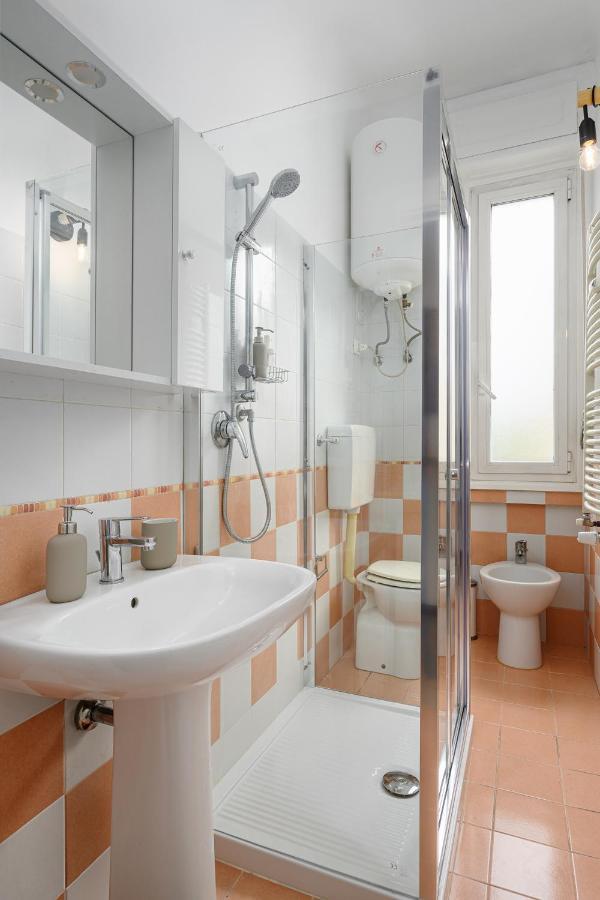 Ennio 8 - Bilocale Cool Apartment มิลาน ภายนอก รูปภาพ